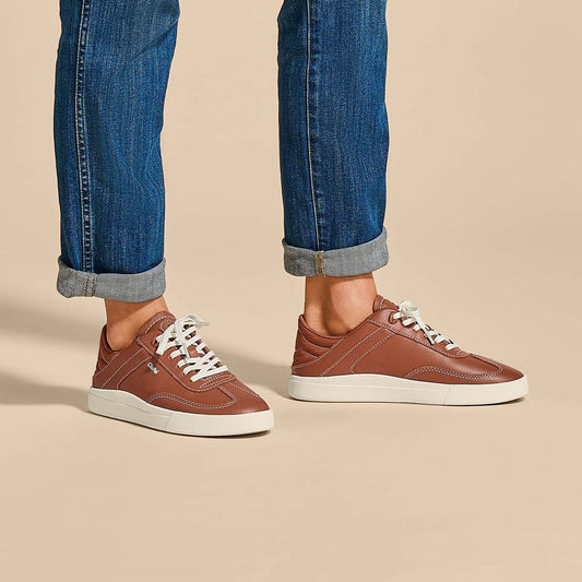 OluKai Hā‘upu Women’s Leather Sneakers - Fox
